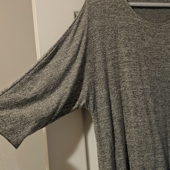 🖤SOLD🖤Cozy, oversized sweater dress - Picture 2 of 3